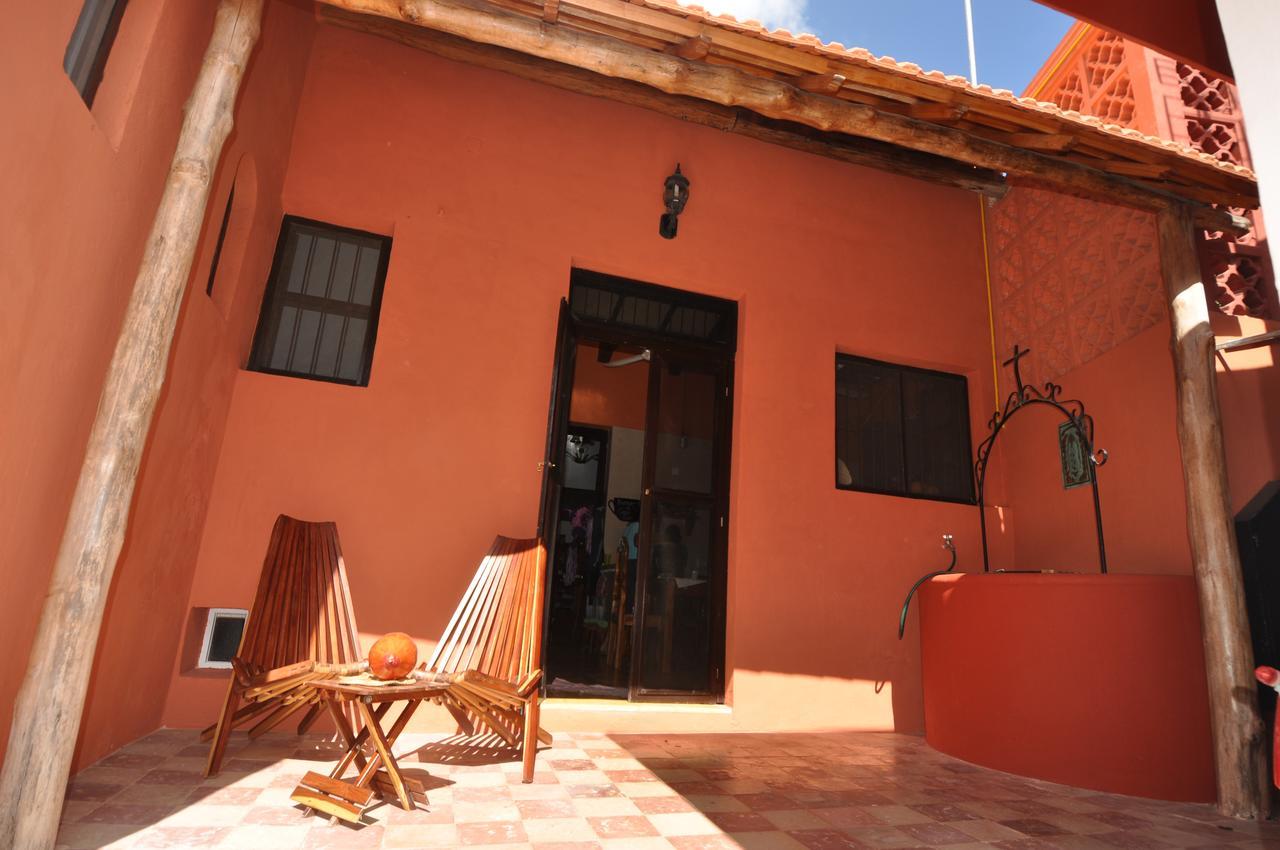 Bed and Breakfast Casa De Zari Campeche Esterno foto